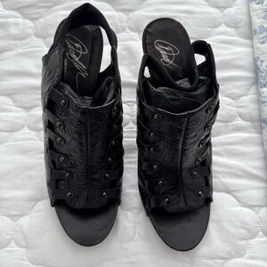 Women's Donald J Pliner Vero Cuoio High Heel Sandals Embossed Leather Studs